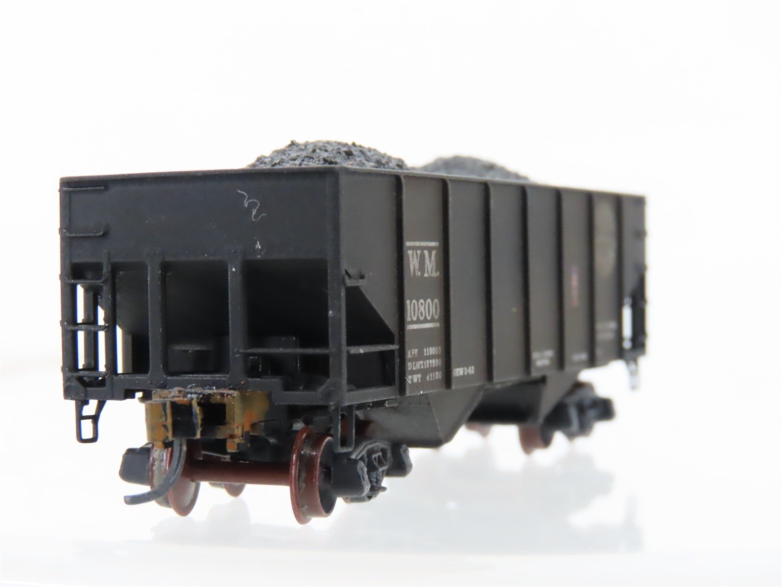 N Micro-Trains/Kadee 56092 WM Western Maryland 2-Bay Hopper #10800 Weathered