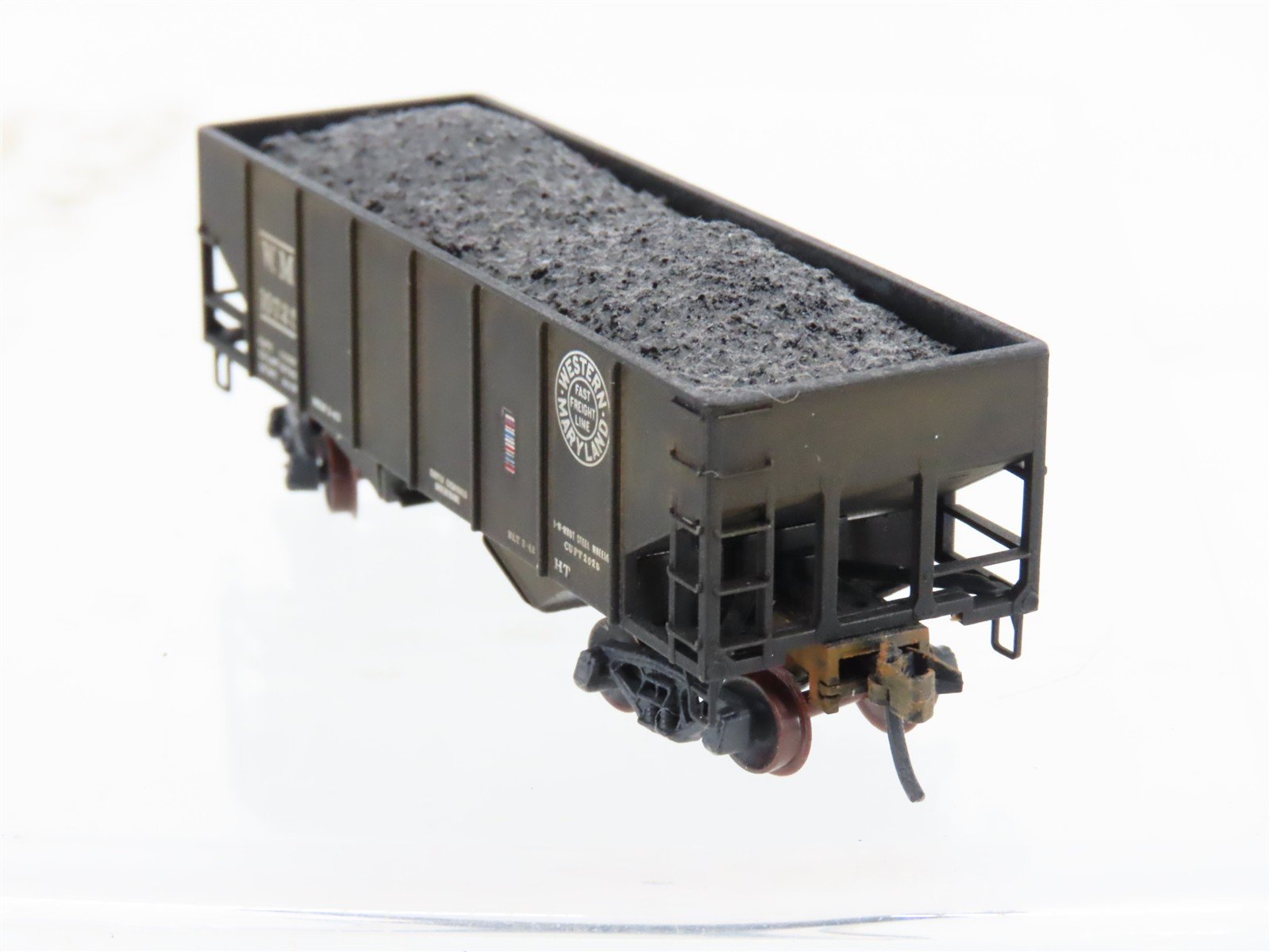 N Micro-Trains/Kadee 56092 WM Western Maryland 2-Bay Hopper #10725 Weathered