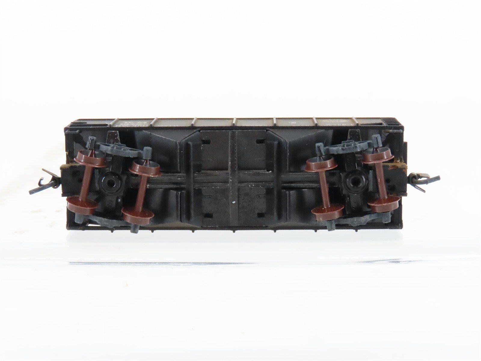 N Micro-Trains/Kadee 56092 WM Western Maryland 2-Bay Hopper #10725 Weathered