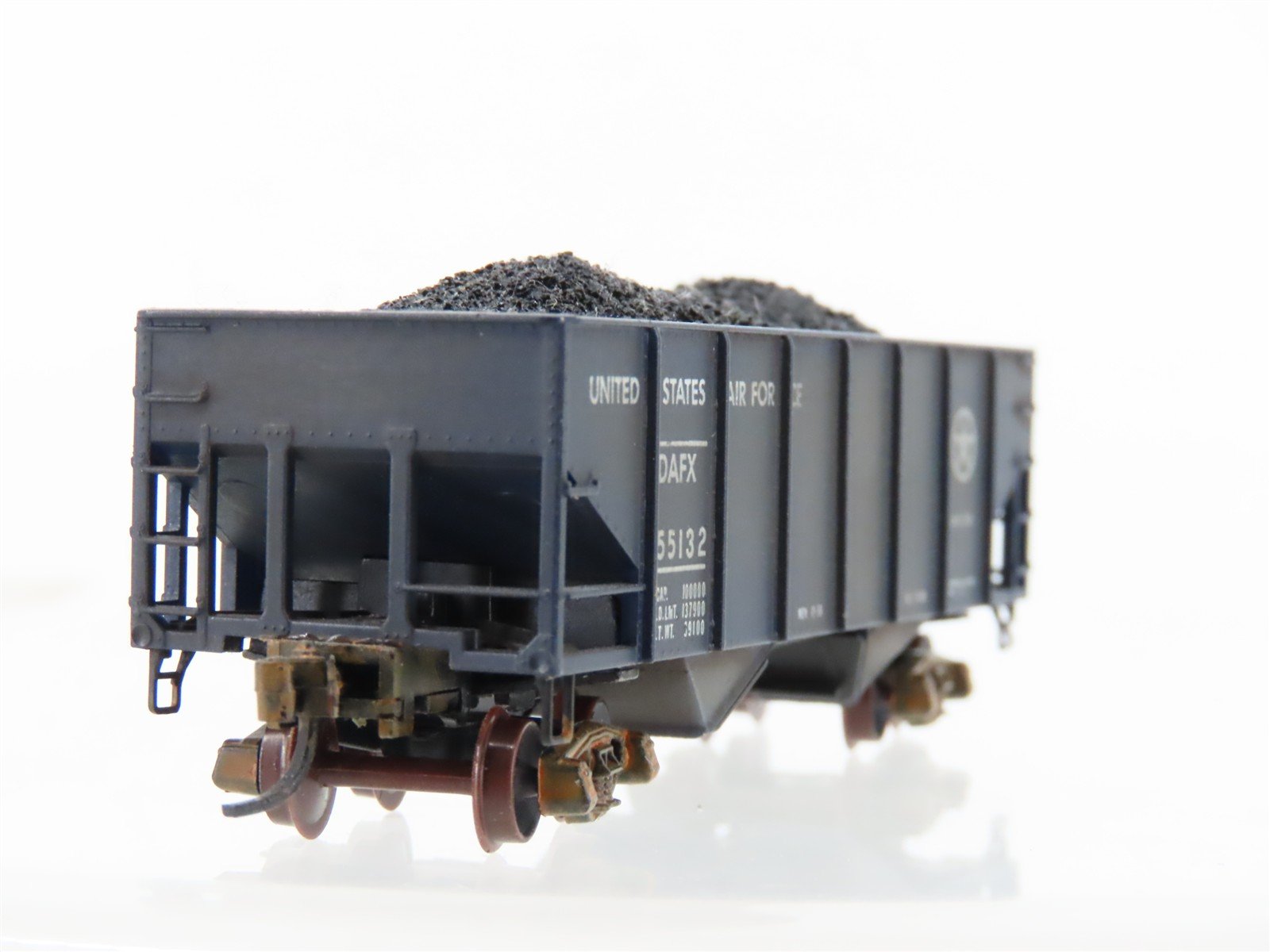 N Micro-Trains/Kadee 56120 DAFX US Air Force 2-Bay Hopper #55132 Weathered