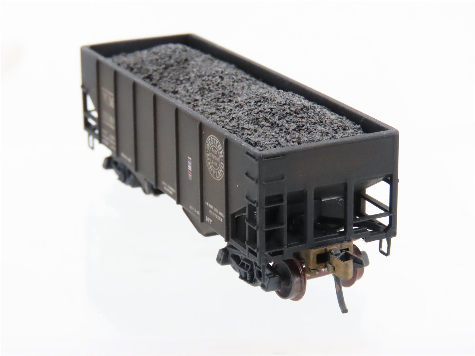 N Micro-Trains/Kadee 56092 WM Western Maryland 2-Bay Hopper #10140 Weathered
