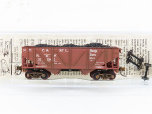 N Micro-Trains/Kadee 57050 NKP Nickel Plate Road 2-Bay Hopper #31299 Weathered