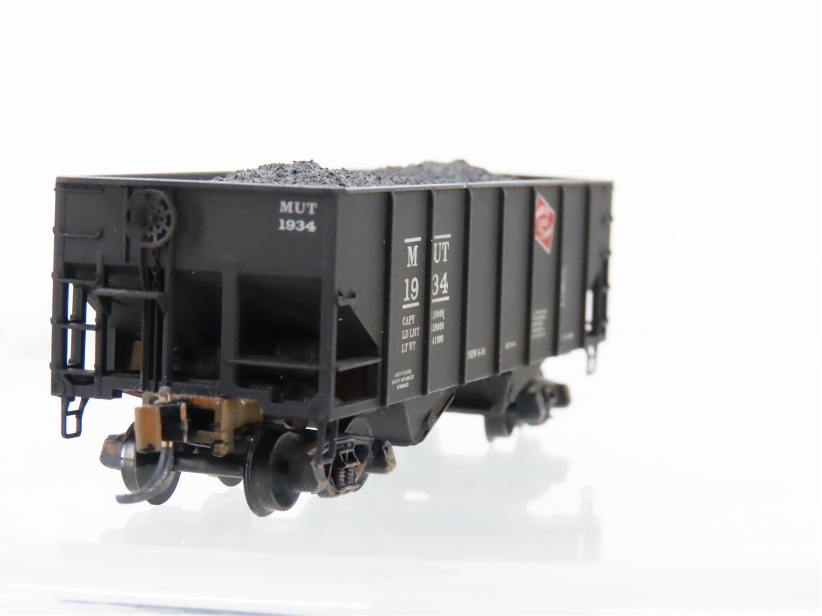 N Micro-Trains MTL MUT Milwaukee Union Terminal 2-Bay Hopper #1934 Weathered
