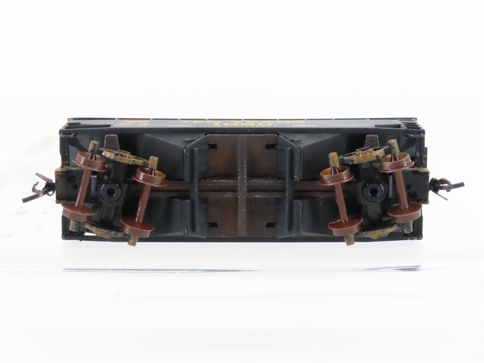 N Scale Micro-Trains MTL 90020 10th Anniversary 2-Bay Hopper #1090 Weathered