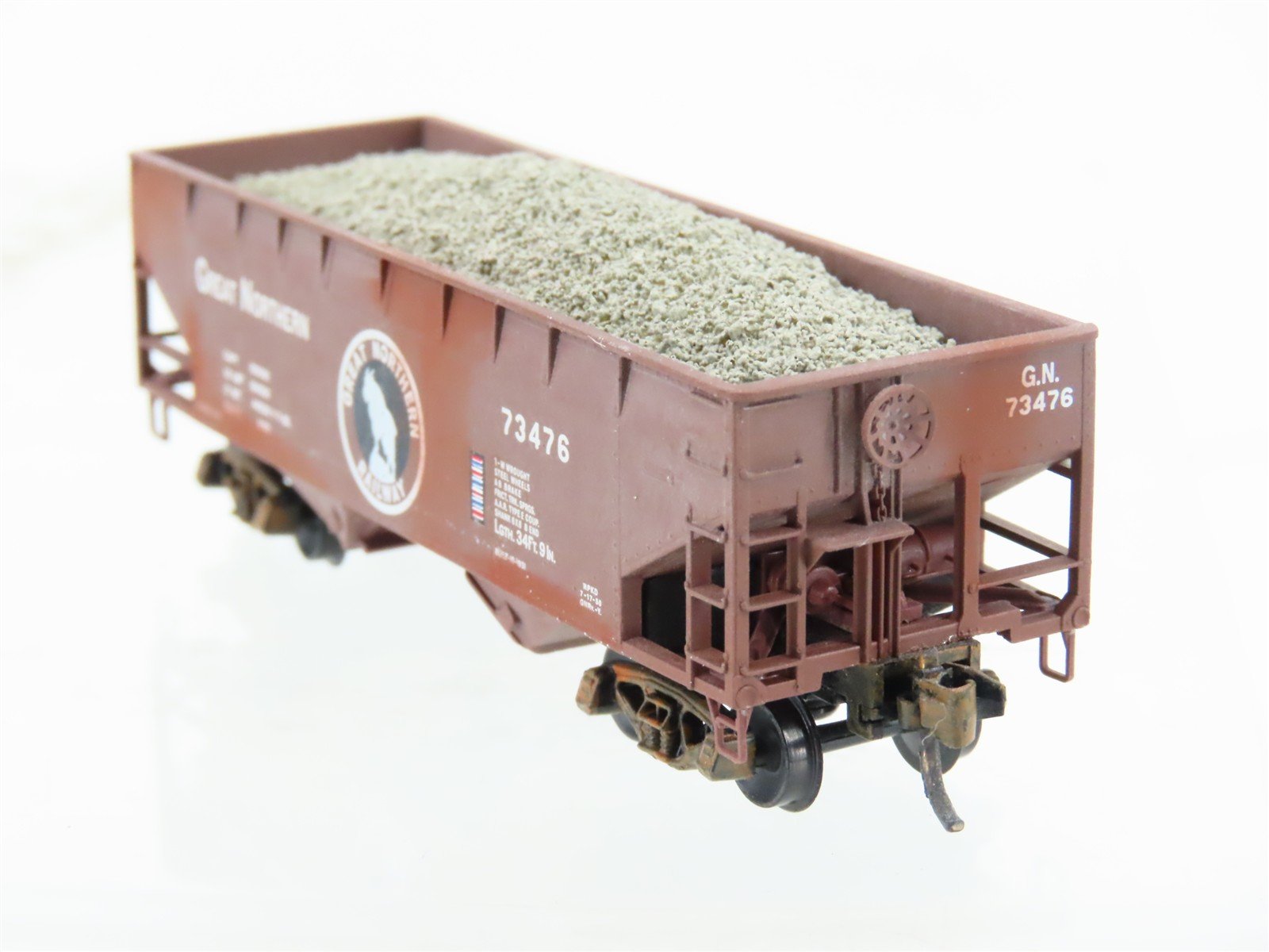 N Scale Micro-Trains MTL 55060 GN Great Northern 2-Bay Hopper #73476 Weathered