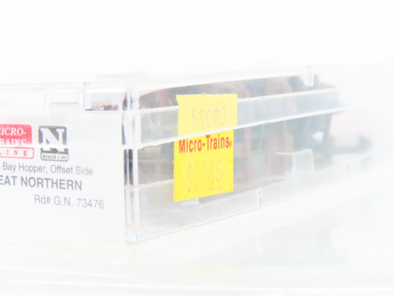 N Scale Micro-Trains MTL 55060 GN Great Northern 2-Bay Hopper #73476 Weathered