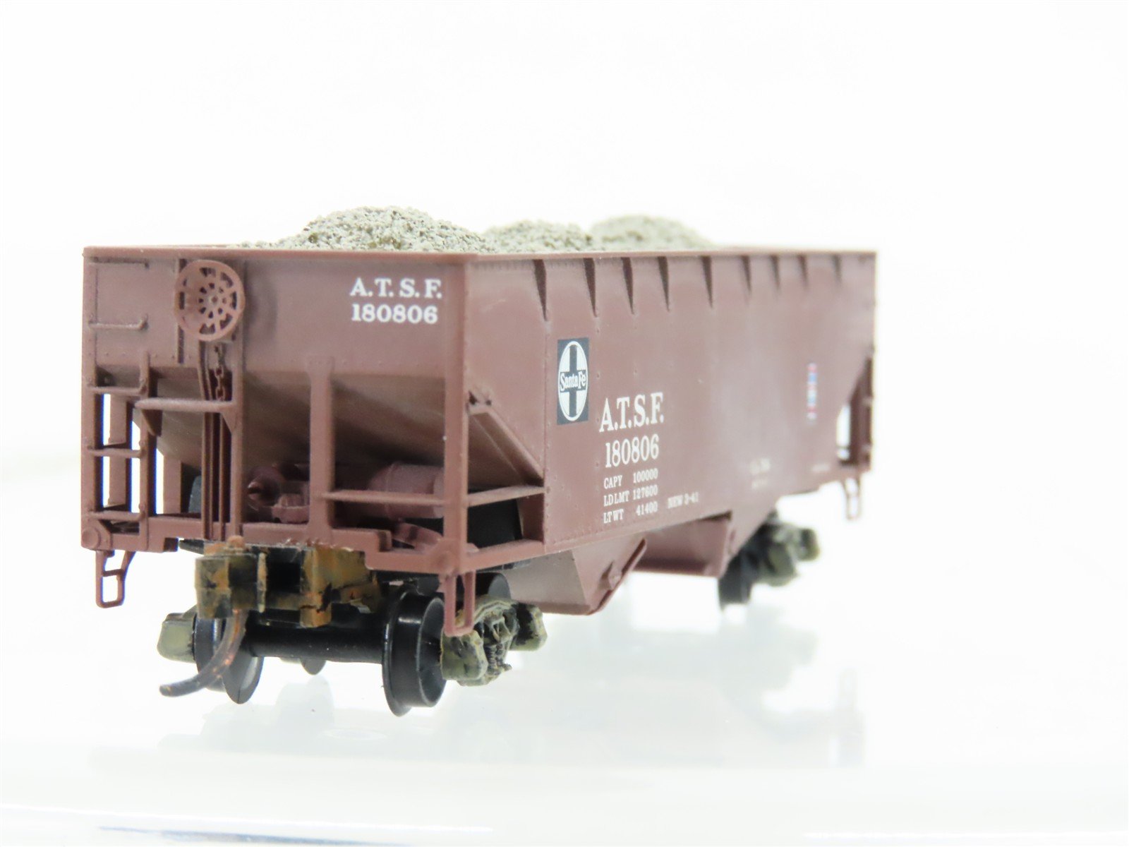 N Scale Micro-Trains MTL 55010 ATSF Santa Fe 2-Bay Hopper #180806 Weathered