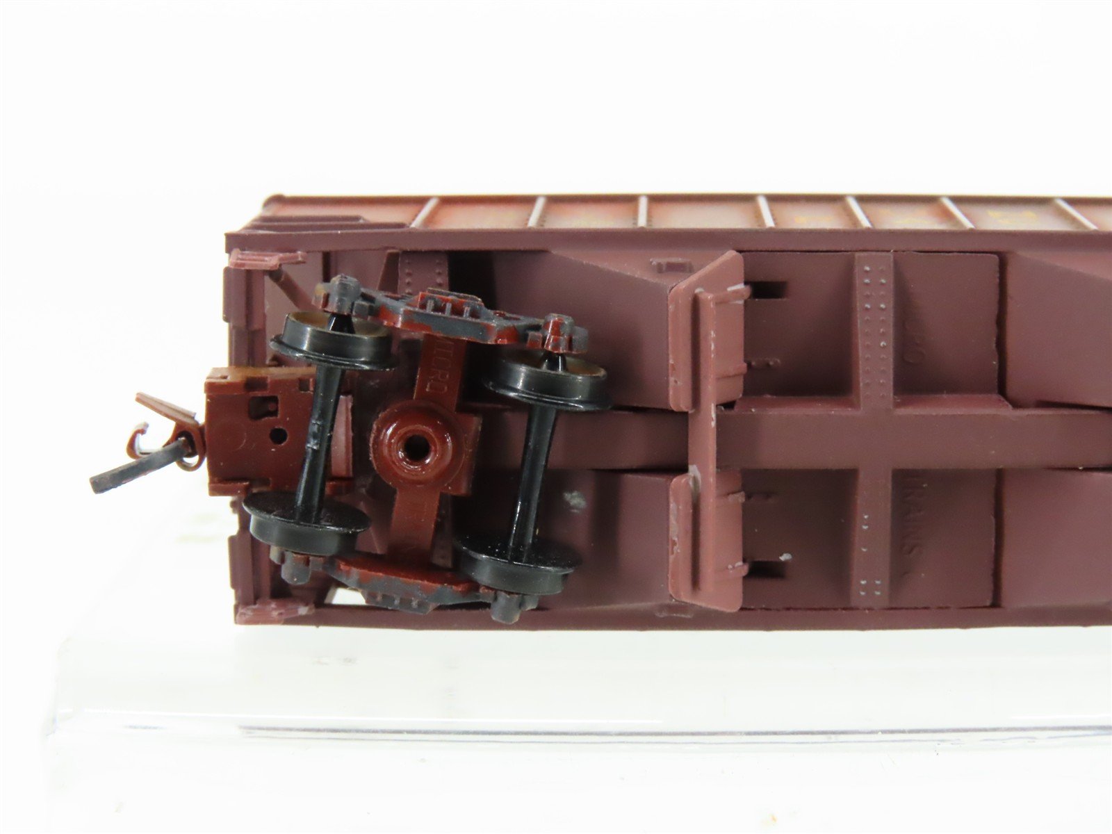 N Micro-Trains 10800100 MTL UP Union Pacific 3-Bay Hopper #18121 Weathered