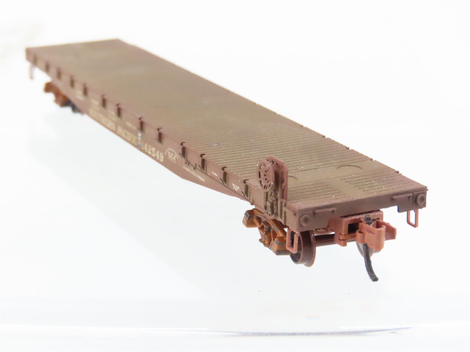 N Scale Micro-Trains 45030 SP Southern Pacific 50' Flatcar #142549 Weathered