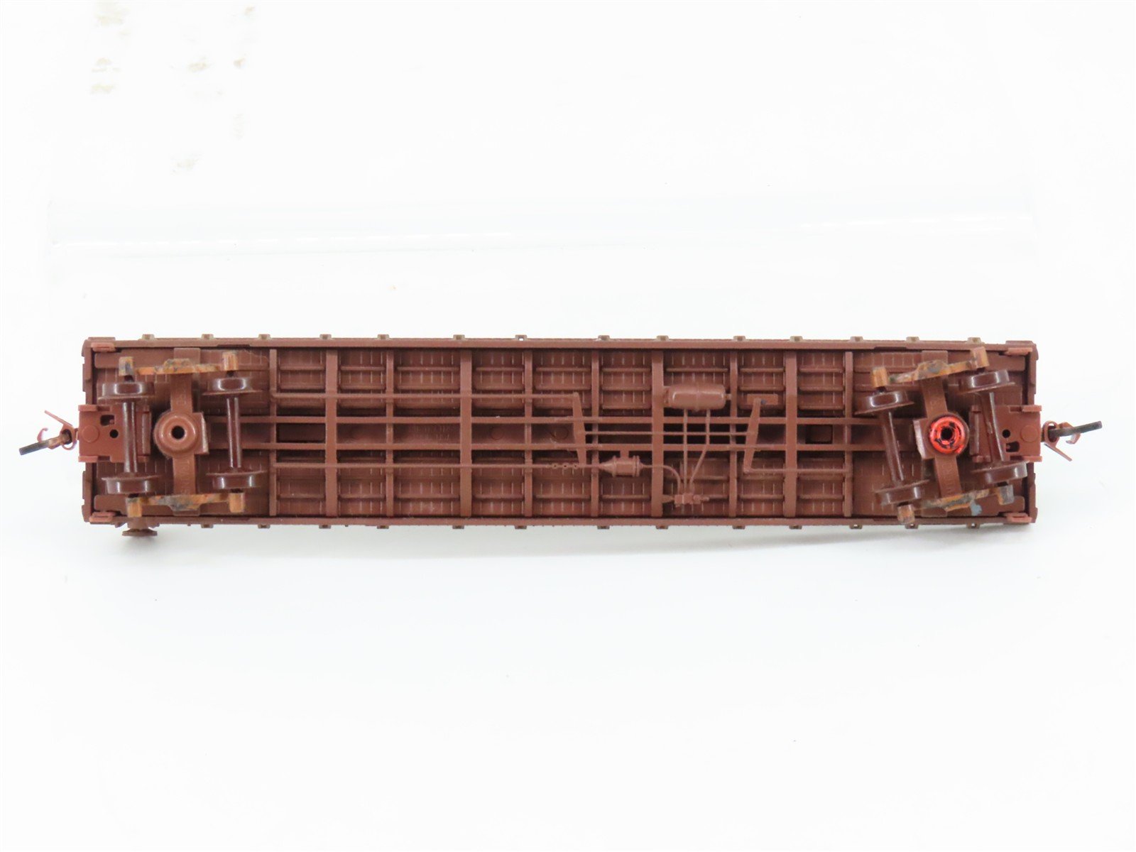 N Scale Micro-Trains 45030 SP Southern Pacific 50' Flatcar #142549 Weathered
