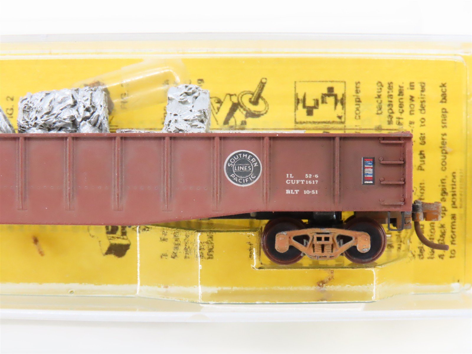 N Micro-Trains/Kadee 46091 SP Southern Pacific Gondola #160149 wLoad Weathered