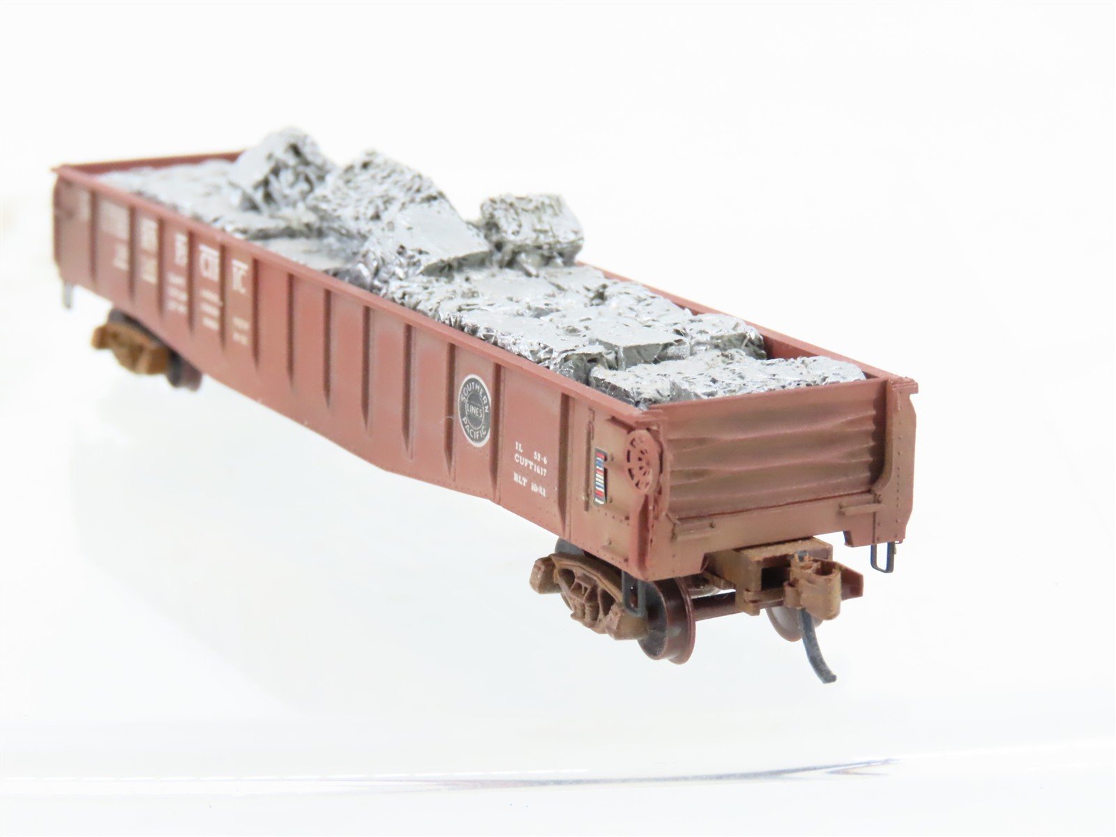 N Micro-Trains/Kadee 46091 SP Southern Pacific Gondola #160149 wLoad Weathered