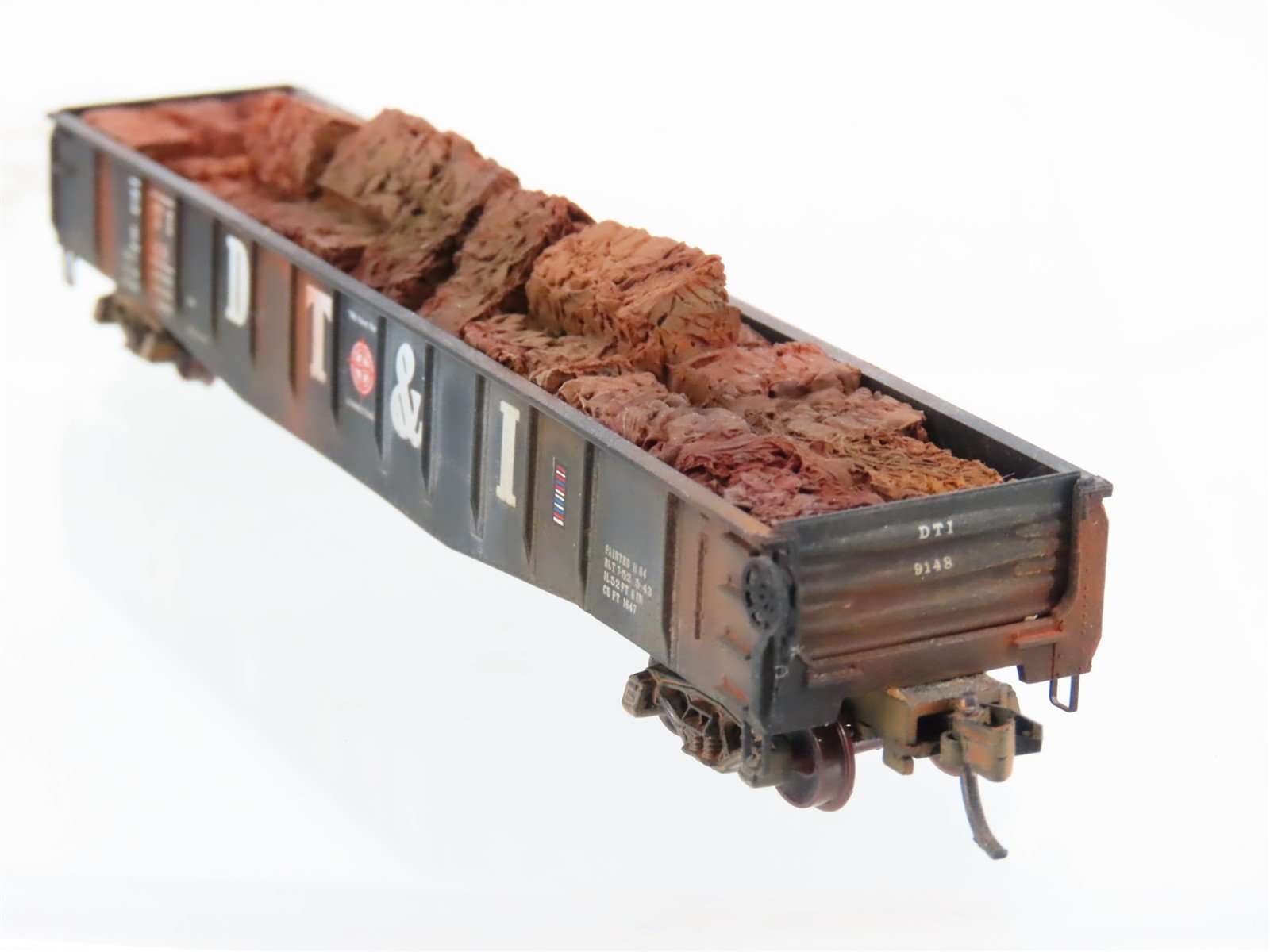 N Scale Micro-Trains 46077 DT&I Railway 50' Gondola #9148 w/Load Weathered
