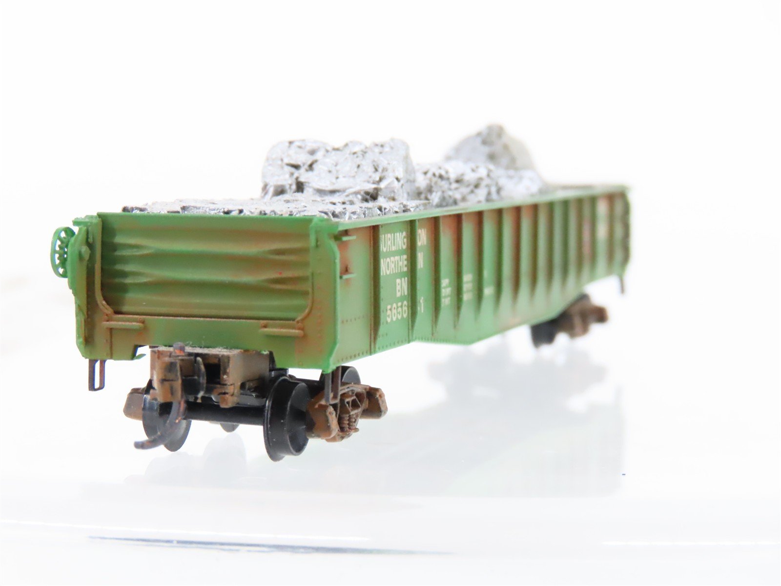 N Scale Micro-Trains/Kadee 46021 BN Railway 50' Gondola #565641 wLoad Weathered
