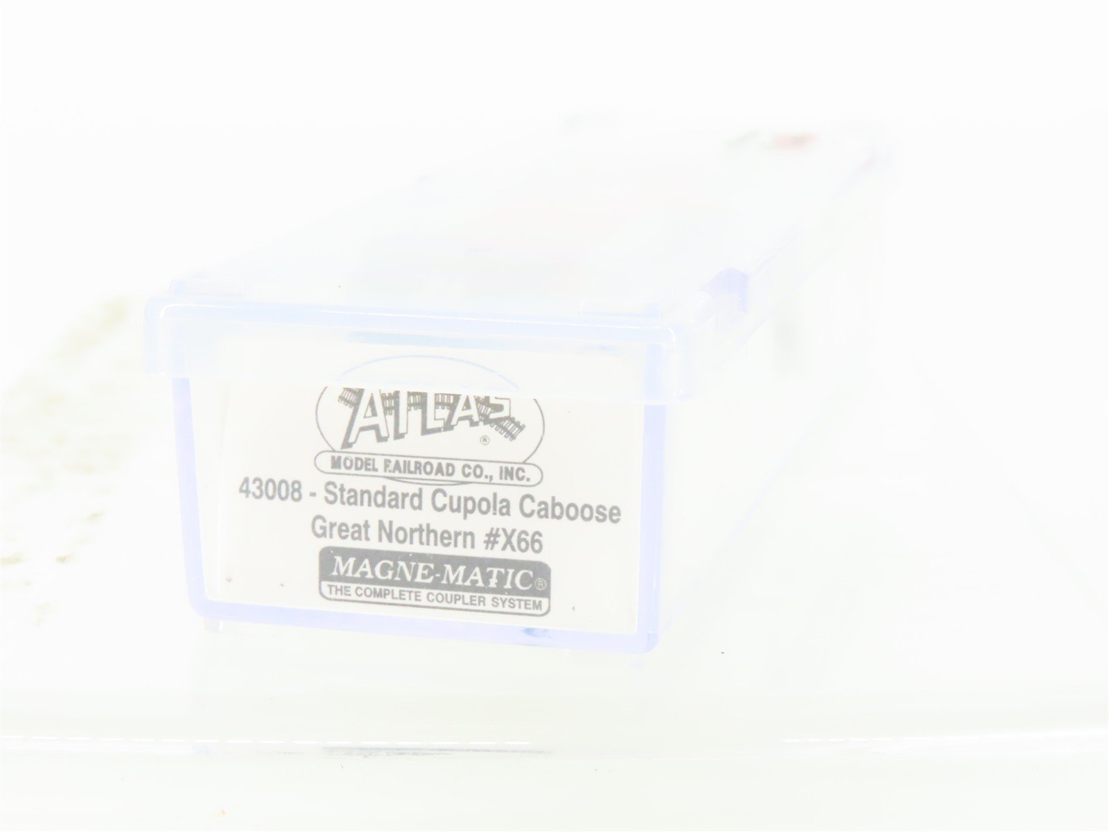 N Scale Atlas 43008 GN Great Northern Extend Vision Caboose #X66 Weathered
