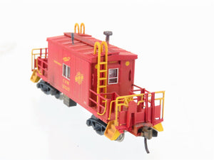 N Scale Bluford Shops 25090 CNW Railway Transfer Caboose #12527 Weathered