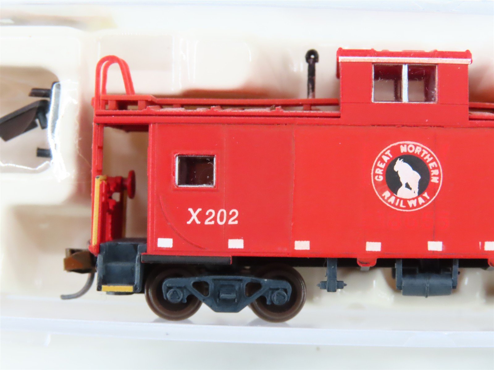 N Scale Atlas 43079 GN Great Northern Standard Cupola Caboose #X202 CUSTOM