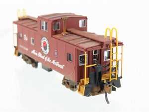 N Scale Atlas 43047 NP Northern Pacific Cupola Caboose #1118 Weathered