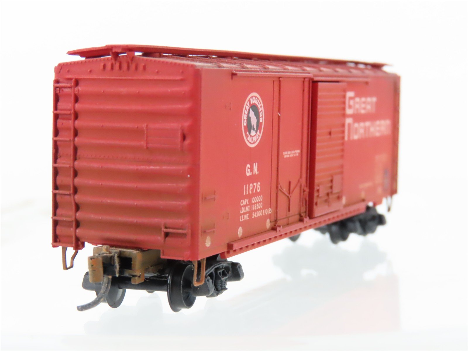 N Scale Micro-Trains MTL GN Great Northern 40' Boxcar #11876 Weathered