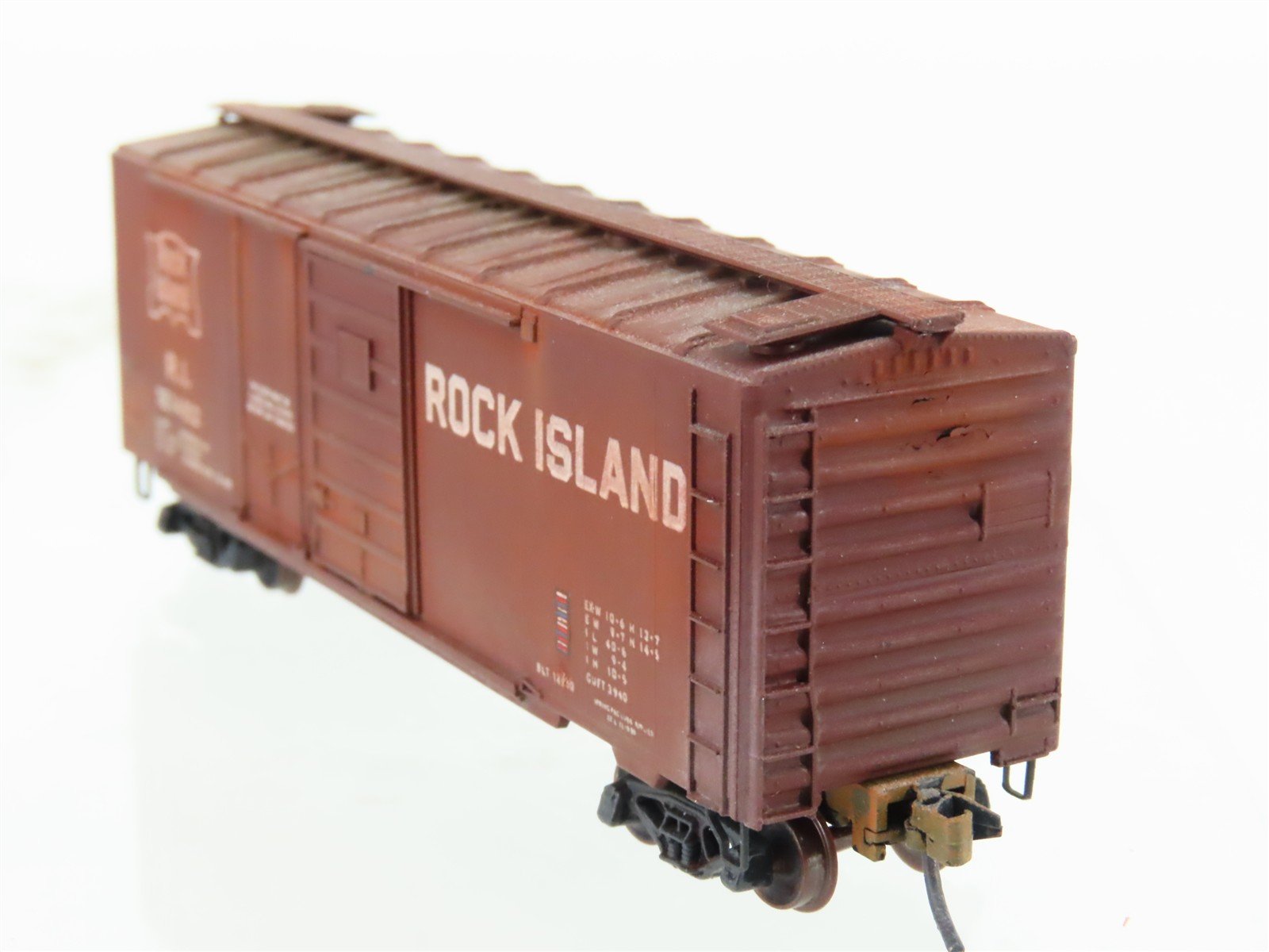 N Scale Micro-Trains MTL RI Rock Island 40' Boxcar #161462 Weathered
