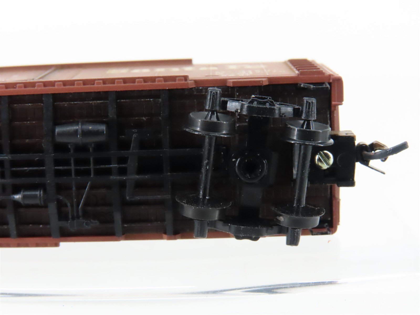 N Scale Micro-Trains MTL 02152110 ATSF Santa Fe 40' Boxcar #149948 Weathered