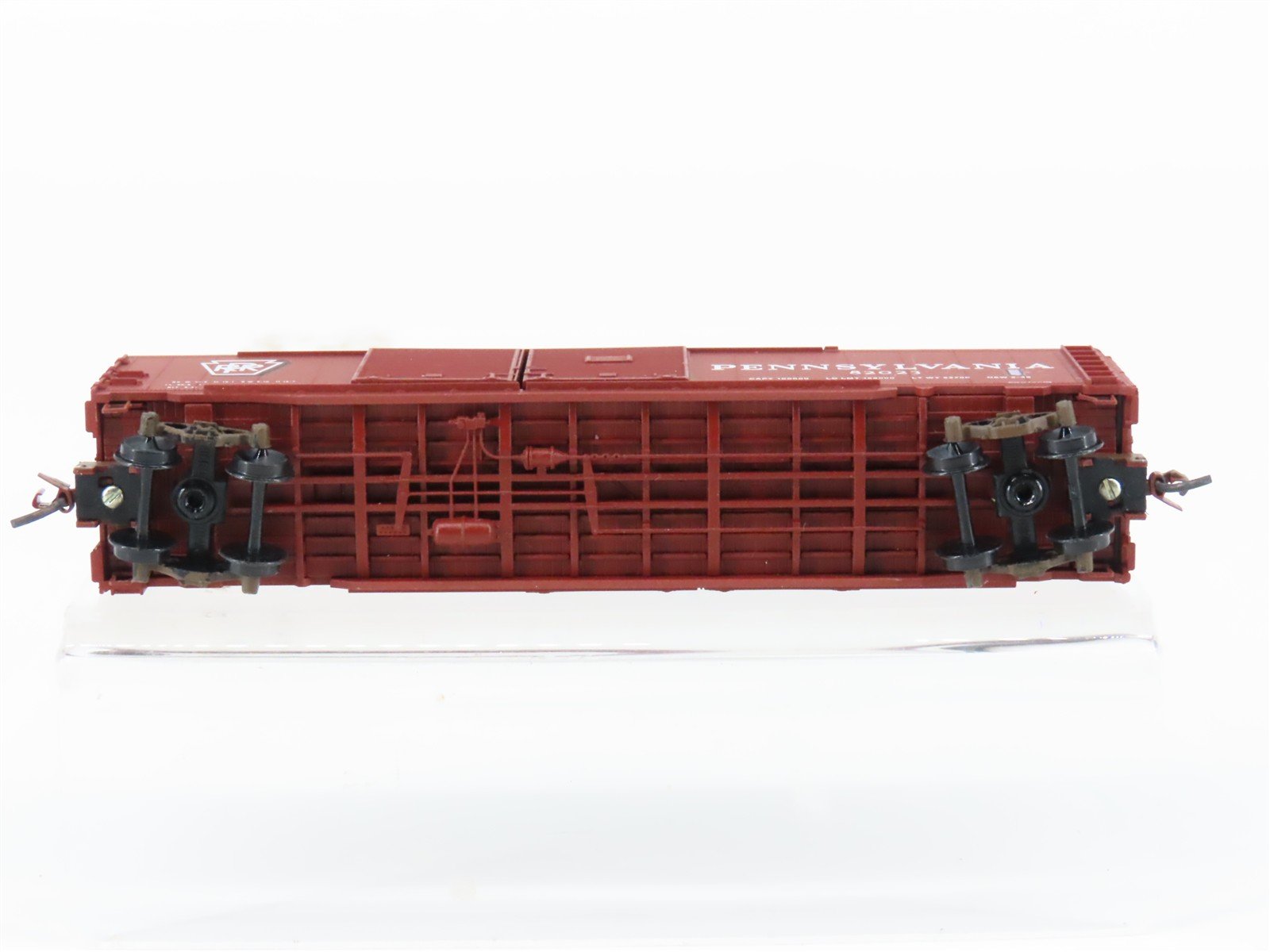 N Scale Micro-Trains MTL 78010 PRR Pennsylvania 50' Boxcar #82023 Weathered