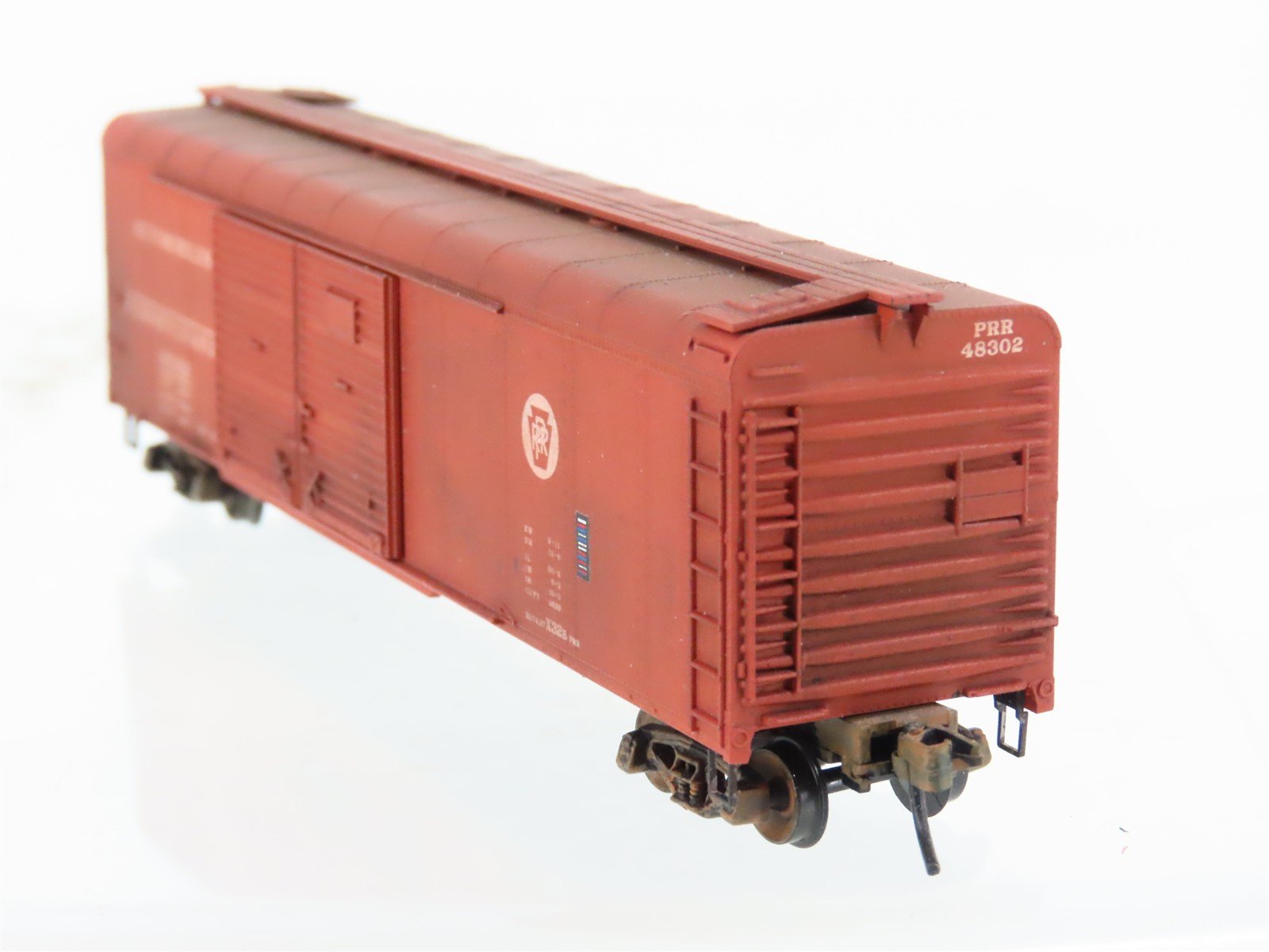 N Scale Micro-Trains MTL 79010 PRR Pennsylvania 50' Boxcar #48302 Weathered