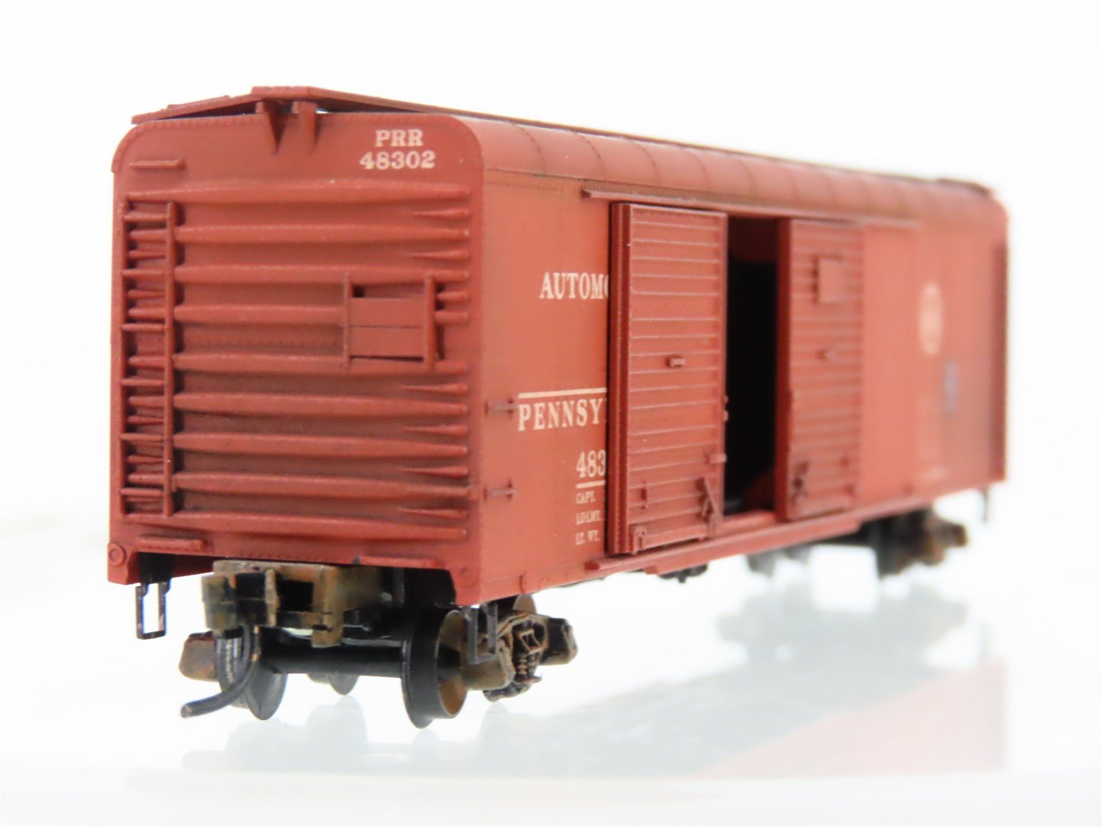 N Scale Micro-Trains MTL 79010 PRR Pennsylvania 50' Boxcar #48302 Weathered