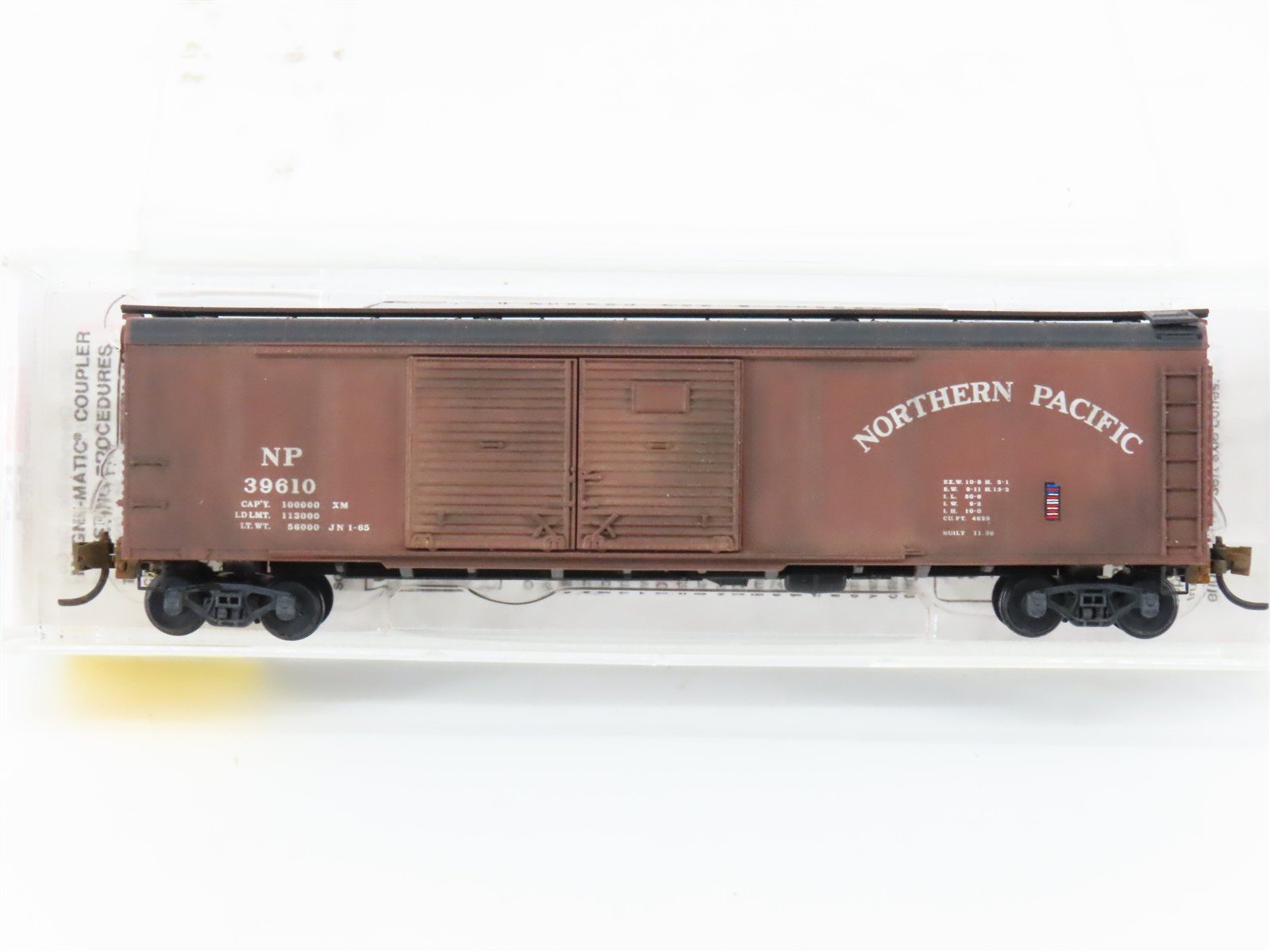 N Scale Micro-Trains MTL 79020 NP Northern Pacific 50' Boxcar #39610 Weathered