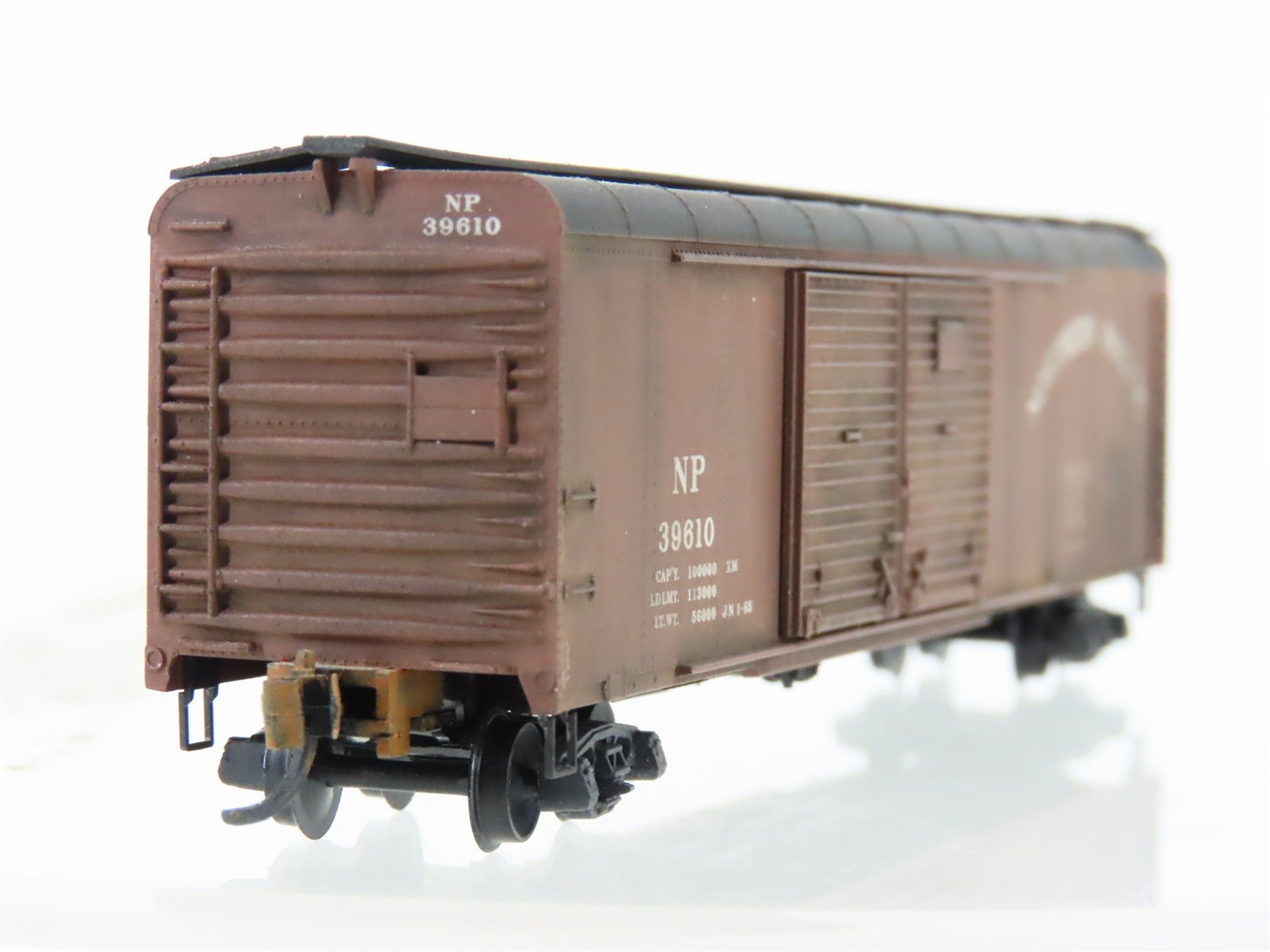 N Scale Micro-Trains MTL 79020 NP Northern Pacific 50' Boxcar #39610 Weathered