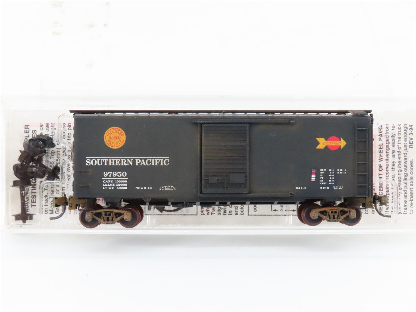 N Scale Micro-Trains MTL 20760 SP Southern Pacific 40' Boxcar #97950 Weathered