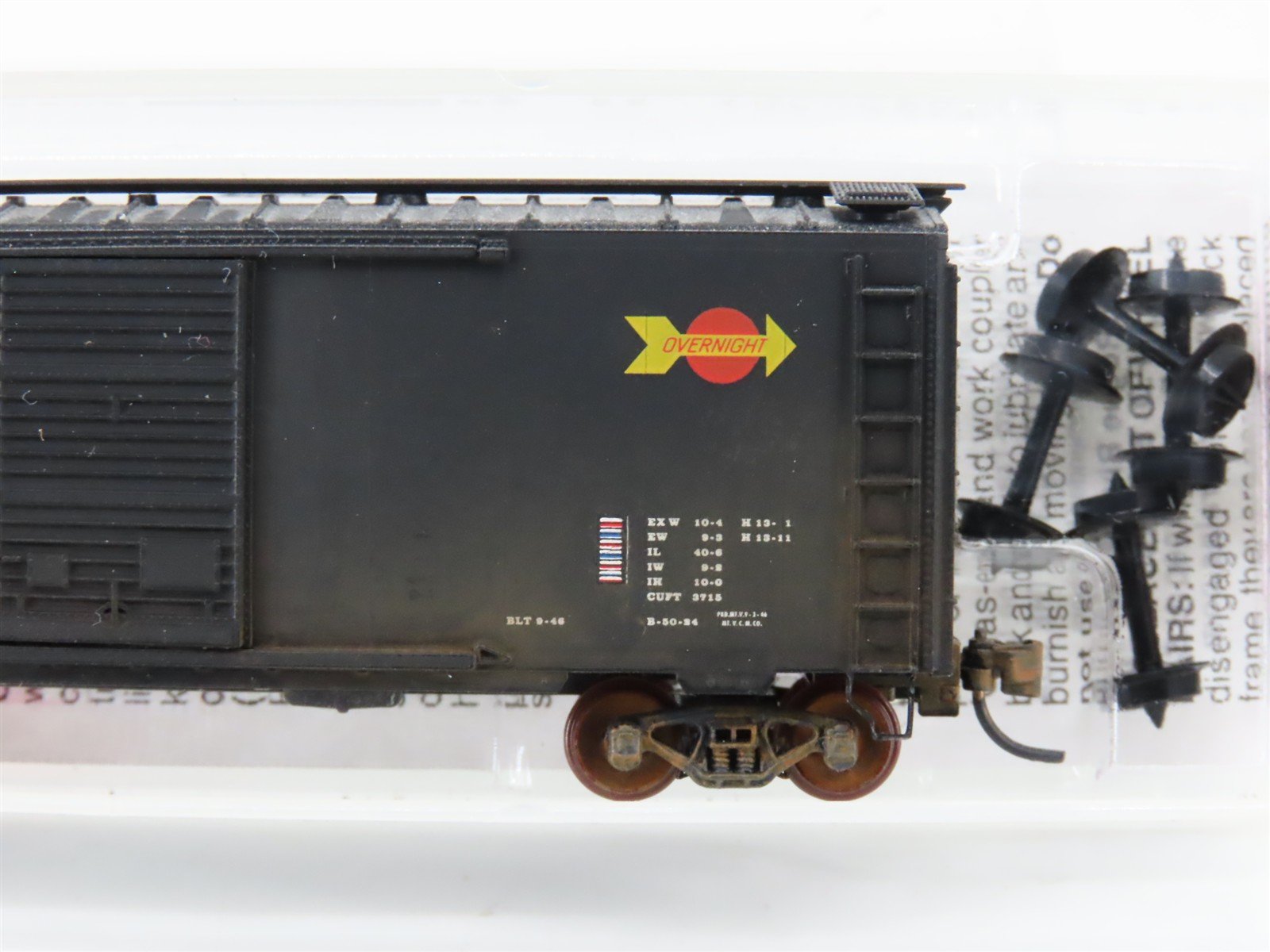 N Scale Micro-Trains MTL 20090 SP Southern Pacific 40' Boxcar #97940 Weathered
