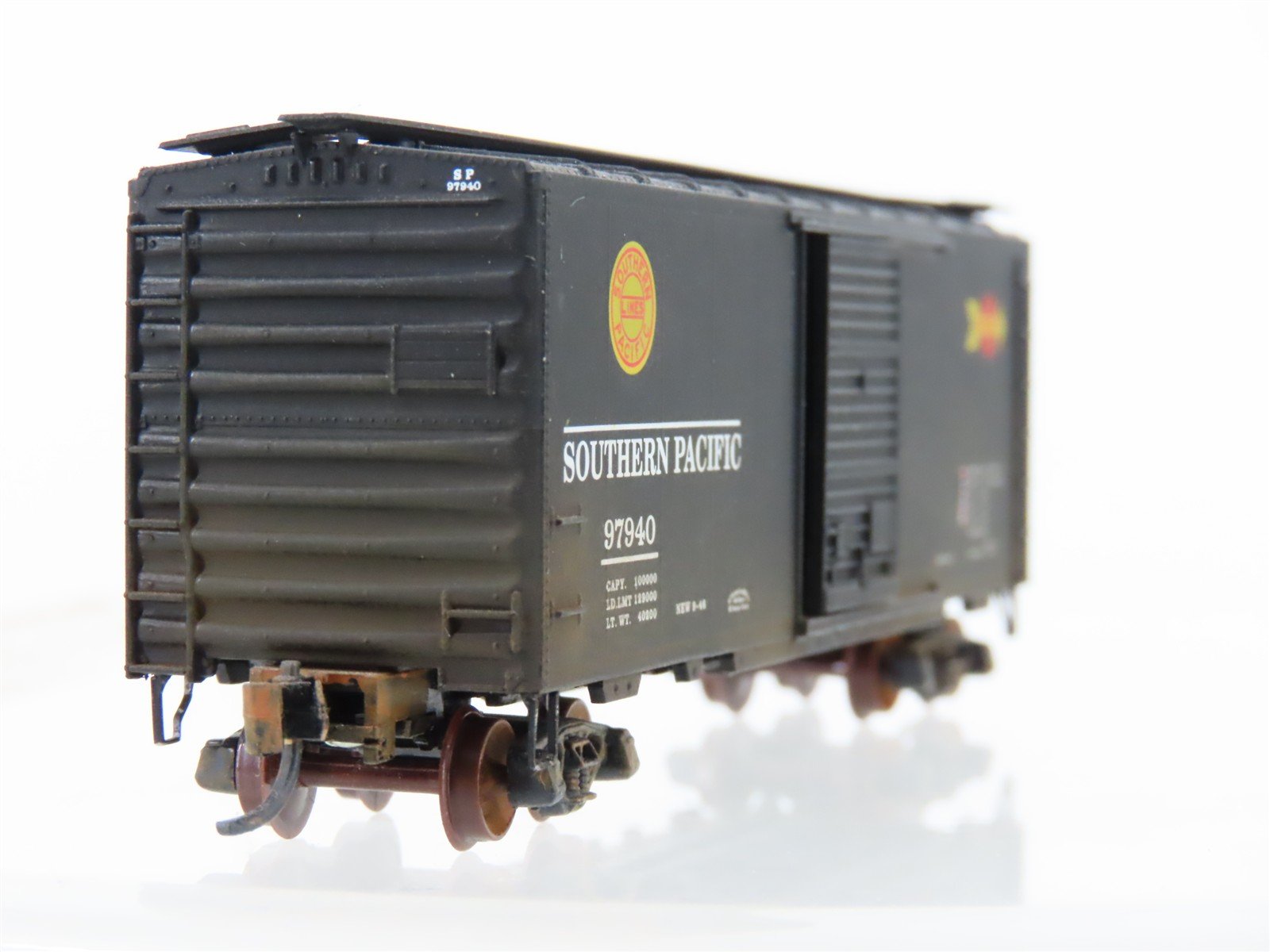 N Scale Micro-Trains MTL 20090 SP Southern Pacific 40' Boxcar #97940 Weathered