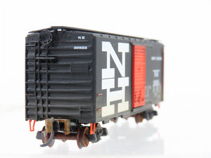 N Scale Micro-Trains MTL 20556 NH New Haven 40' Boxcar #36833 Weathered