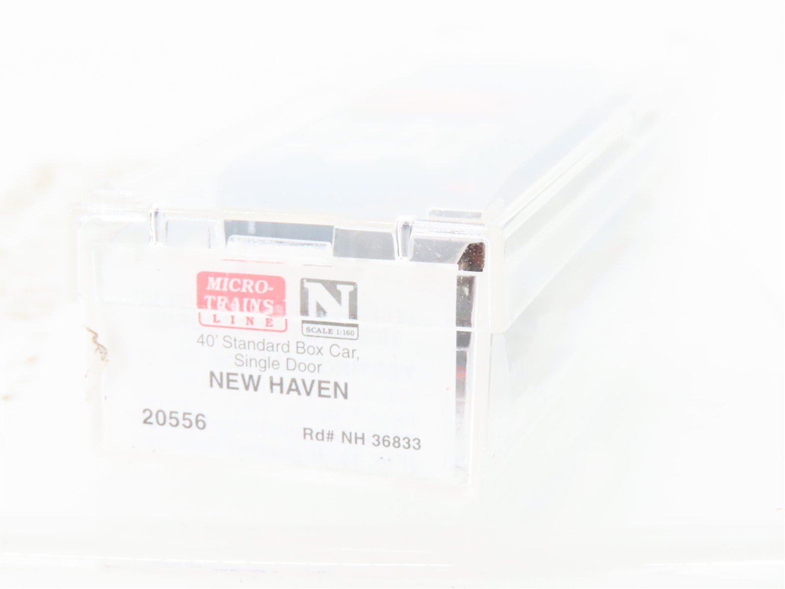 N Scale Micro-Trains MTL 20556 NH New Haven 40' Boxcar #36833 Weathered