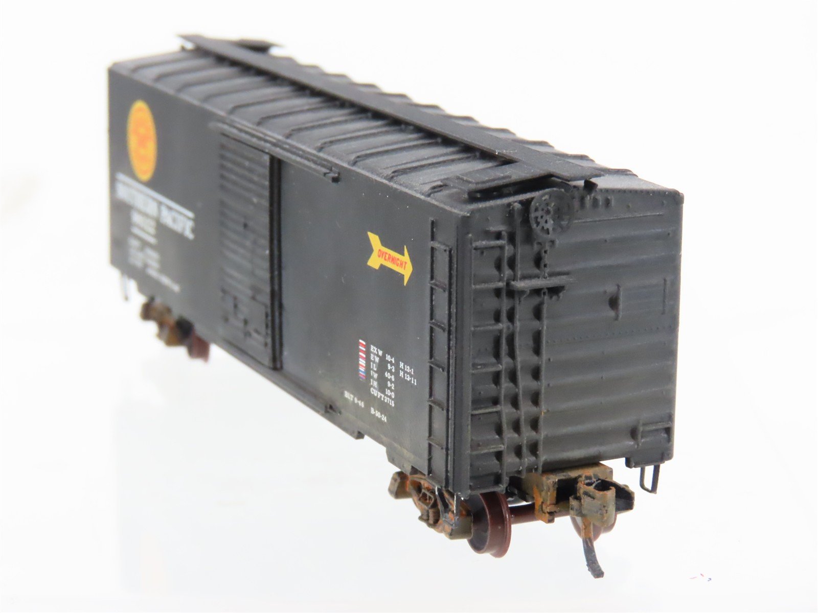 N Scale Micro-Trains MTL 20760 SP Southern Pacific 40' Boxcar #98022 Weathered