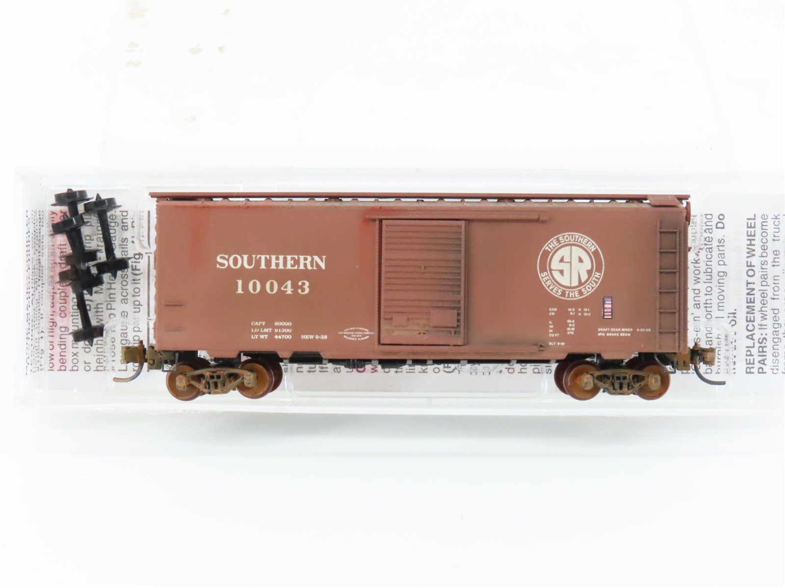 N Scale Micro-Trains MTL 02000530 Southern 40' Boxcar #10043 Weathered