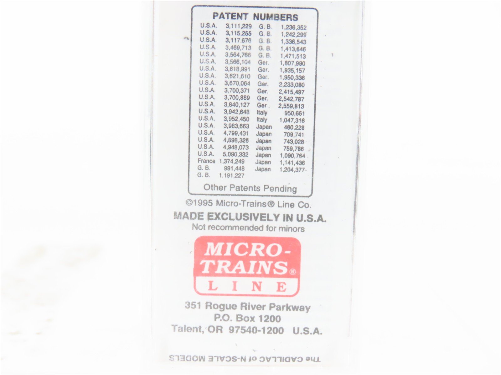 N Scale Micro-Trains MTL 20090 Southern Pacific 40' Boxcar #163324 Weathered