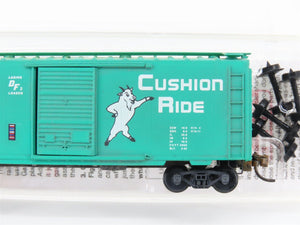N Scale Micro-Trains MTL 20226 GN Great Northern 40' Boxcar #39992 Weathered