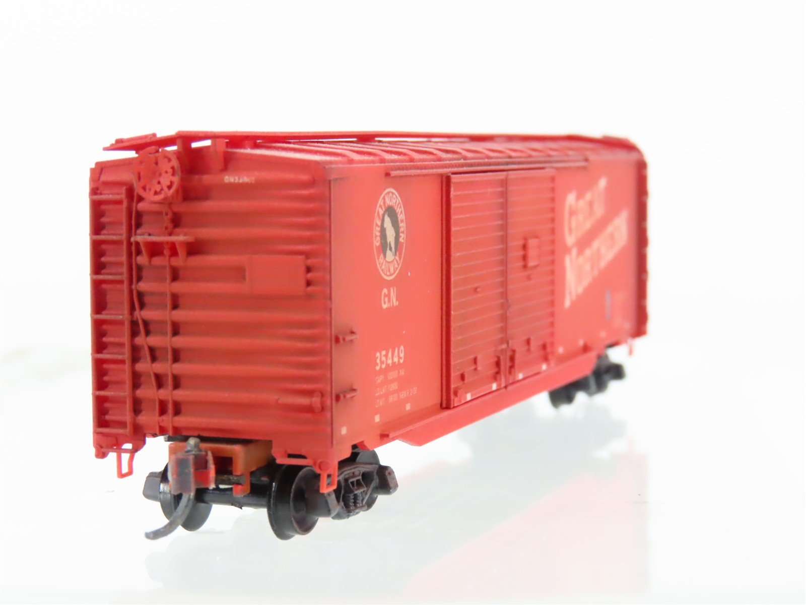 N Scale Micro-Trains MTL 78020 GN Great Northern 50' Boxcar #35449 Weathered