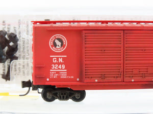 N Scale Micro-Trains MTL 23060 GN Great Northern 40' Boxcar #3249 Weathered