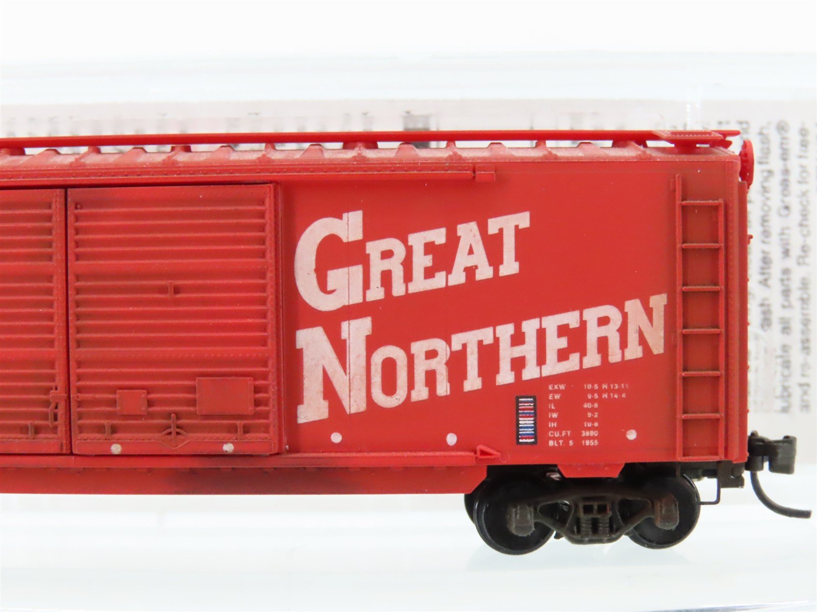 N Scale Micro-Trains MTL 23060 GN Great Northern 40' Boxcar #3249 Weathered