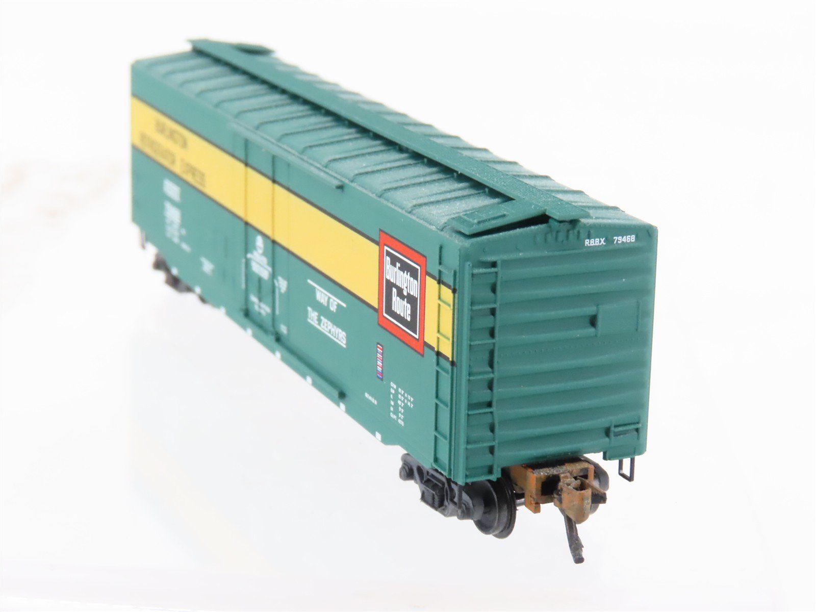 N Scale Micro-Trains MTL 32370 RBBX Burlington 50' Boxcar #79468 Weathered