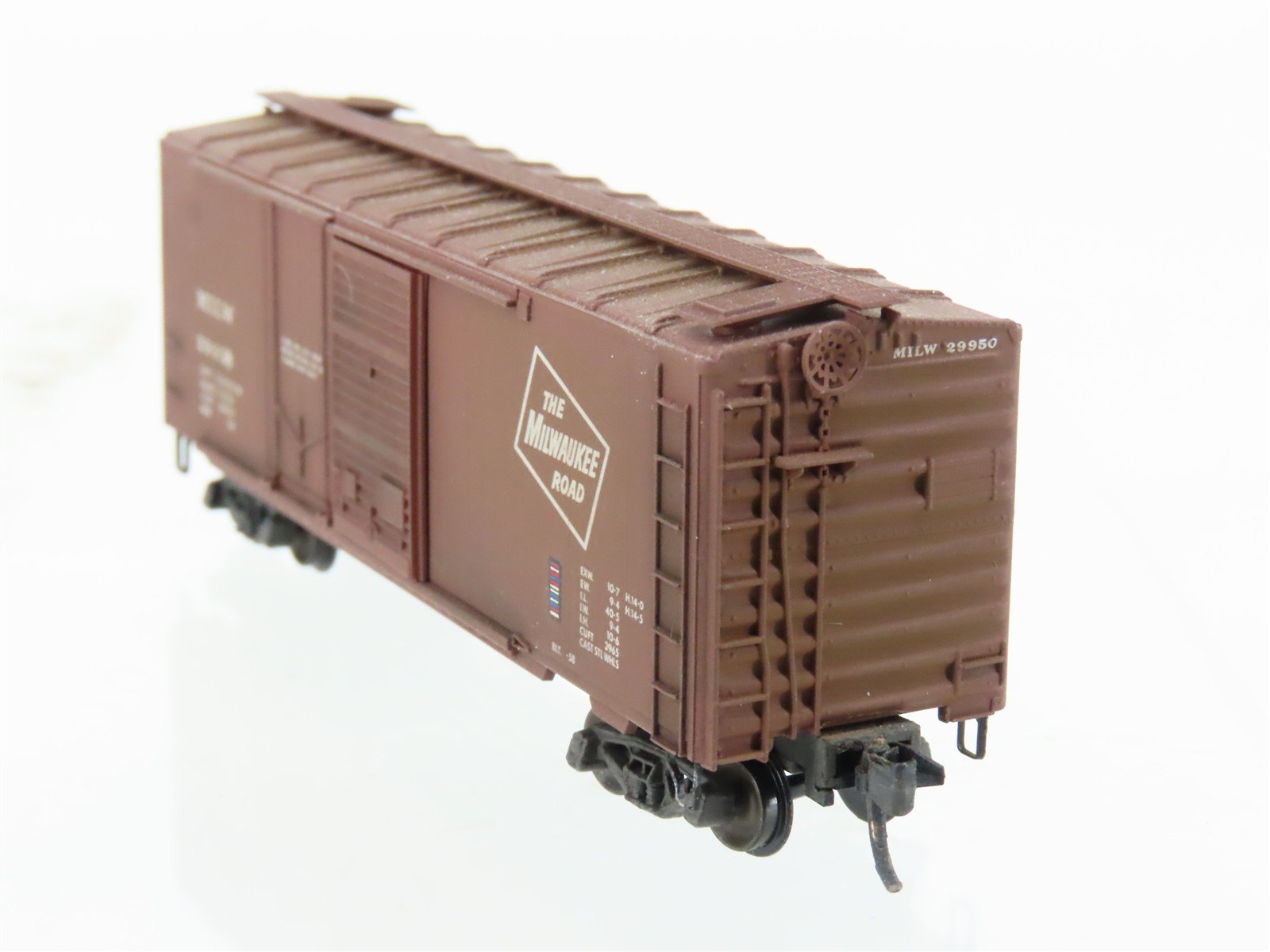 N Scale Micro-Trains MTL 22180 MILW Milwaukee Road 40' Boxcar #22938 Weathered
