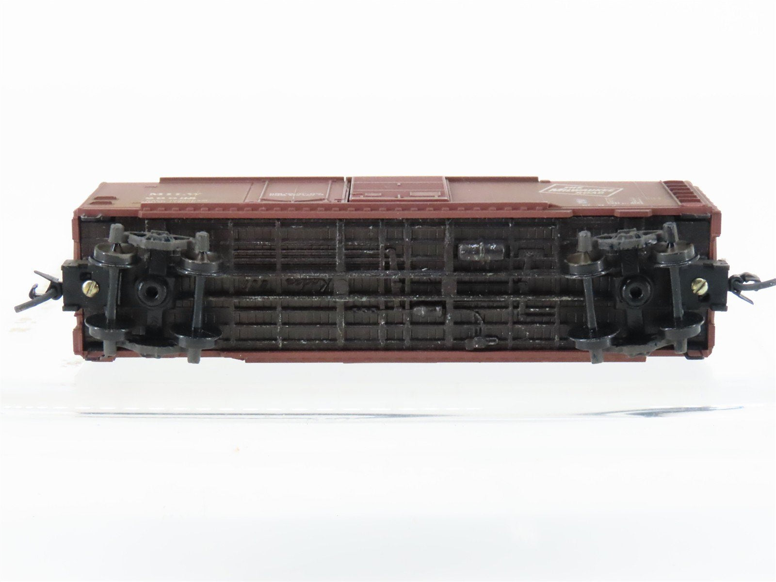 N Scale Micro-Trains MTL 22180 MILW Milwaukee Road 40' Boxcar #22938 Weathered