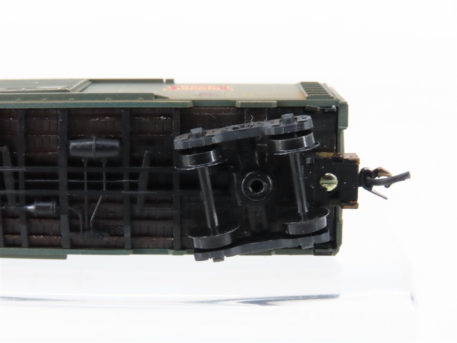 N Scale Micro-Trains MTL 20566 RI Rock Island 40' Boxcar #20039 Weathered