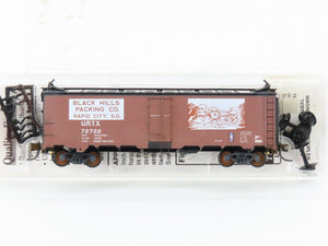 N Micro-Trains MTL 59530 URTC Black Hills Packing Reefer 40' #20039 Weathered