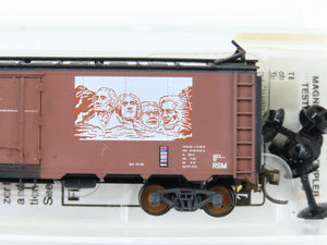 N Micro-Trains MTL 59530 URTC Black Hills Packing Reefer 40' #20039 Weathered