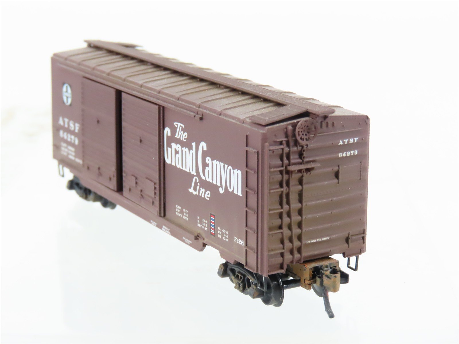 N Scale Micro-Trains MTL 23290 ATSF Santa Fe 40' Boxcar #64279 Weathered