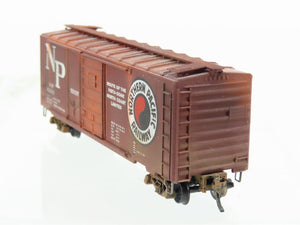 N Scale Micro-Trains MTL 22040 NP Northern Pacific 40' Boxcar #8292 Weathered